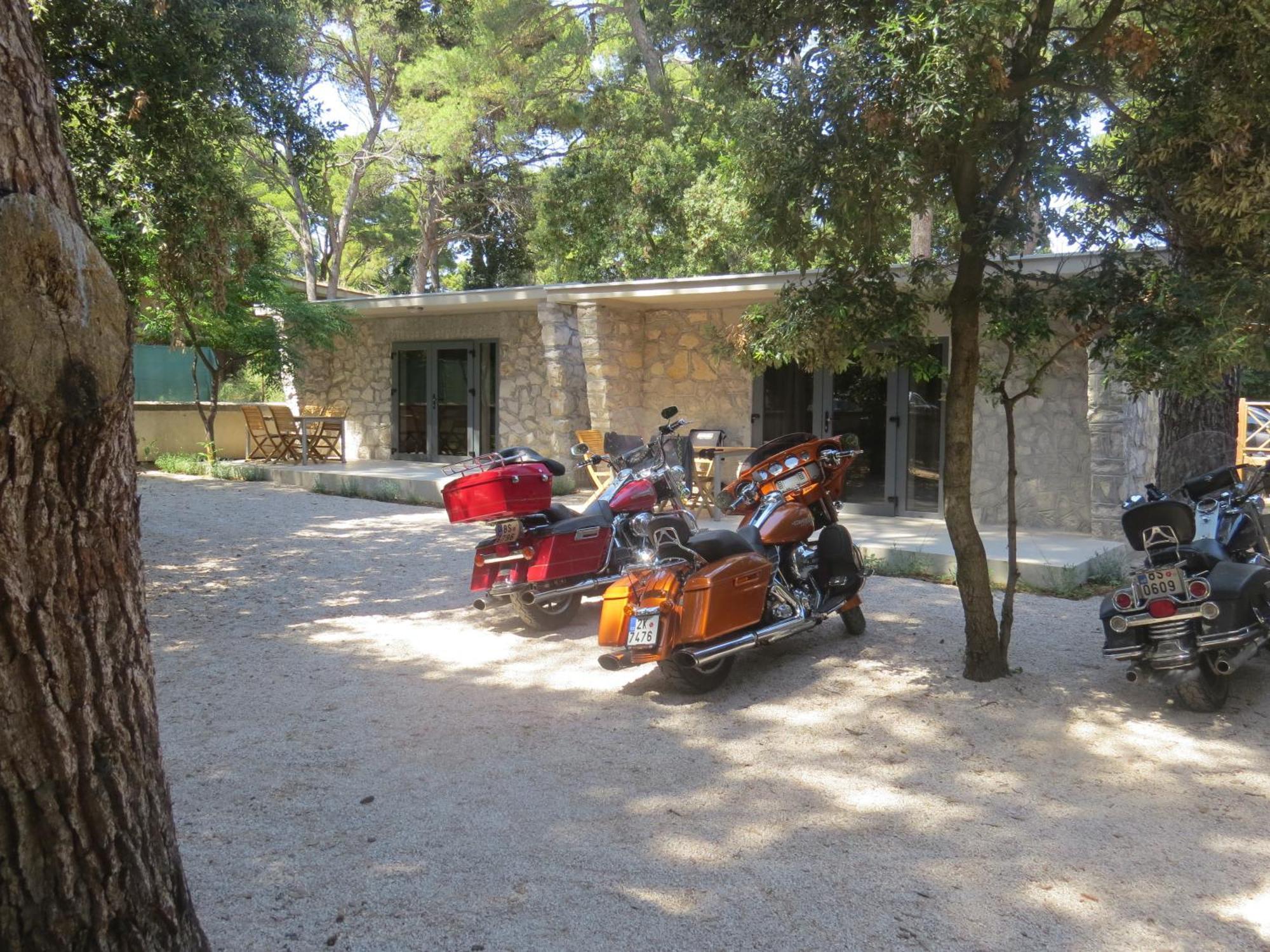 Camping Mia Bungalow & Mobile Home Biograd Na Moru Eksteriør bilde
