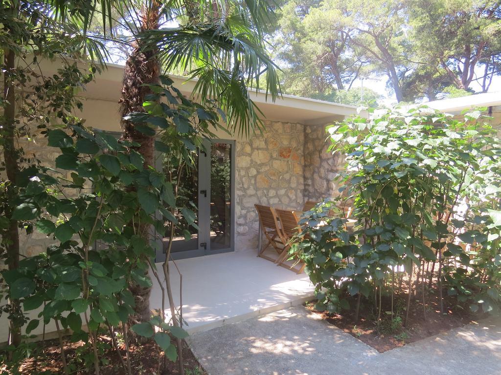 Camping Mia Bungalow & Mobile Home Biograd Na Moru Rom bilde